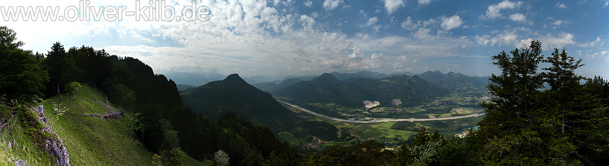 Panorama von unterhalb des Heubergs, in Richtung A93.