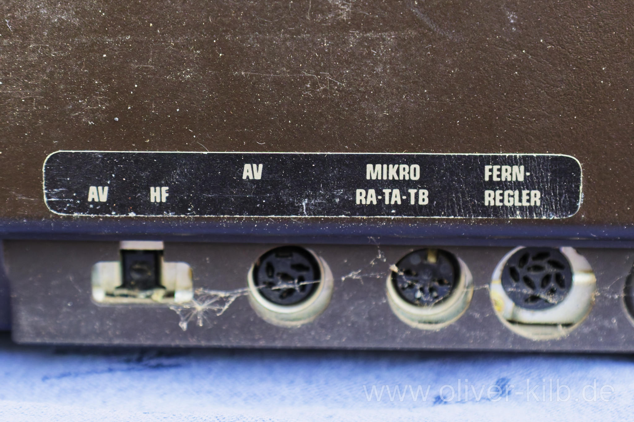 Grundig SVR 4004 Anschlüsse.
