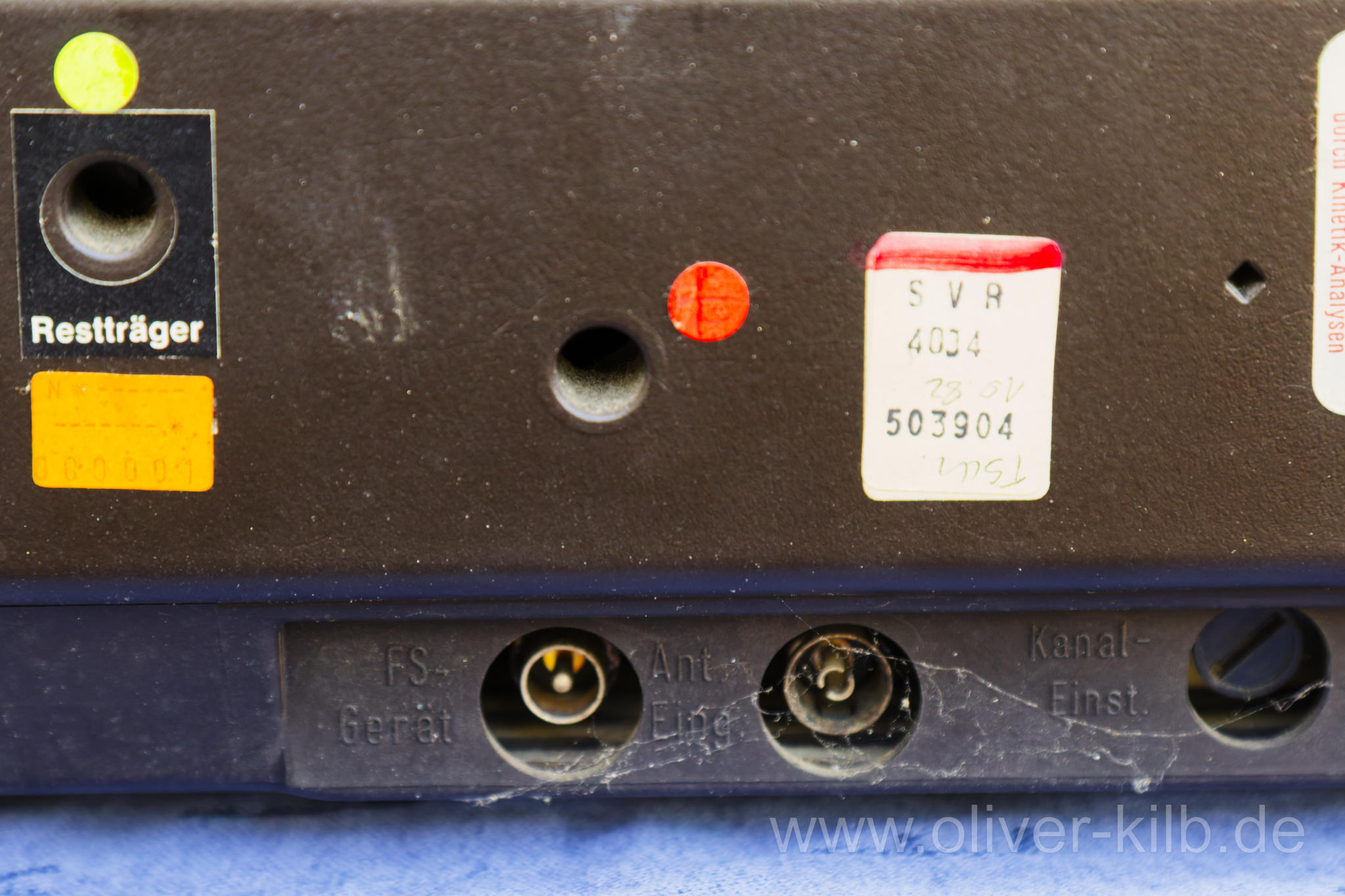 Grundig SVR 4004 Anschlüsse.